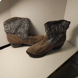 Ankle Boots Sparkles Pull on Size 8 Tanngo Sugar is Good for You Shoes